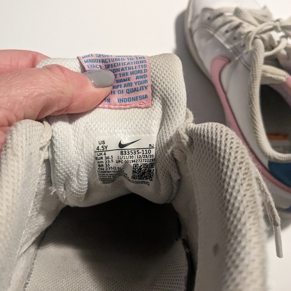 Nike Court Royale shoe size 4.5 youth - Picture 4 of 6